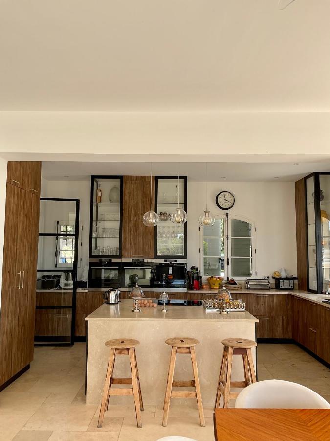Bed and Breakfast La Soleillade Aix-en-Provence Esterno foto