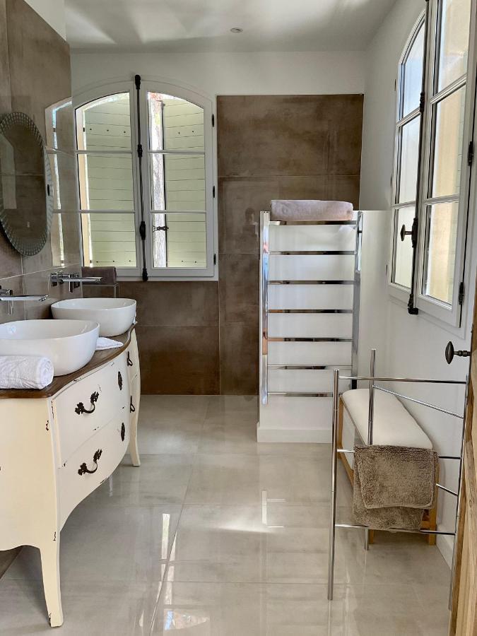 Bed and Breakfast La Soleillade Aix-en-Provence Esterno foto